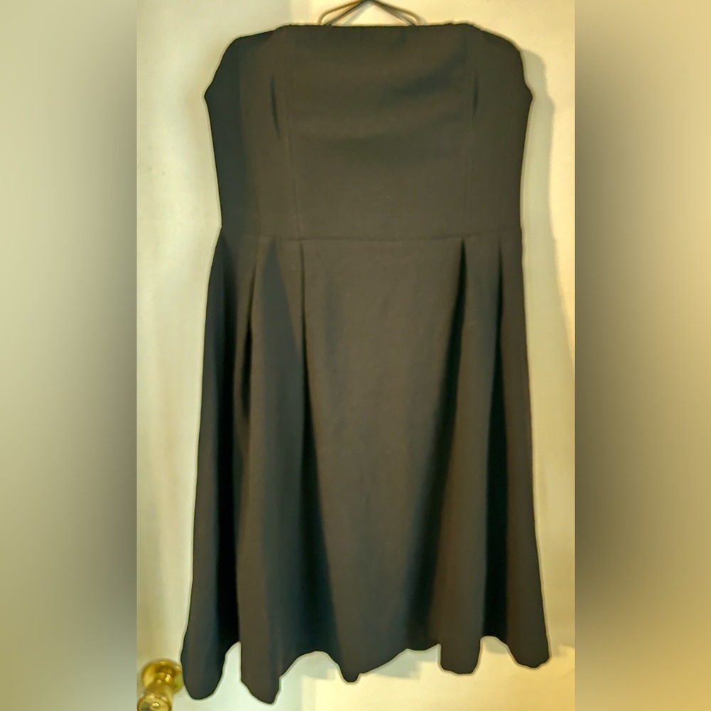 H&M Black Zippered Strapless Dress